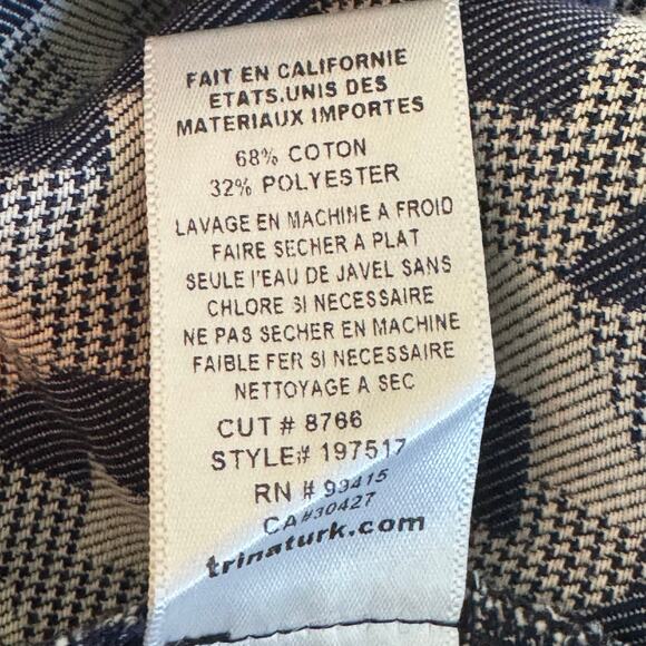 TRINA TURK Retro High Waist Navy Gray Geometric Print 3" Shorts Women's Sz 10 - Picture 9 of 10